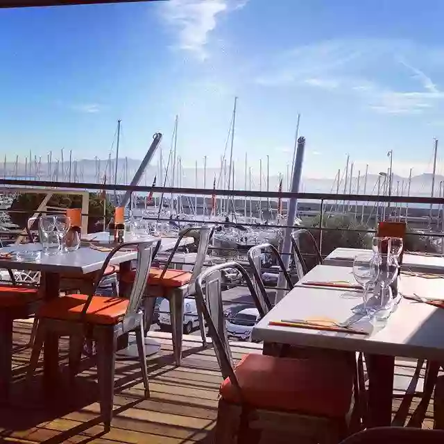 Le Cabanon de l’Estaque - Restaurant Marseille - Restaurant terrasse Marseille